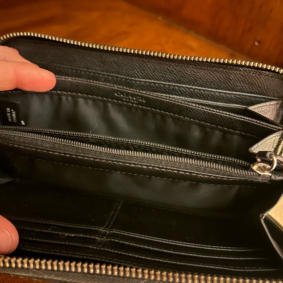 Coach Black Leather Long Wallet - Picture 2 of 3